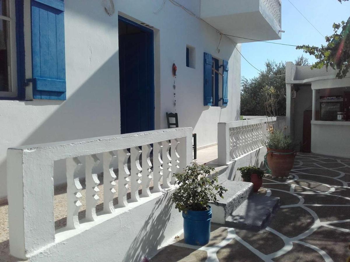 Nikos Apartments Lefkos  Buitenkant foto