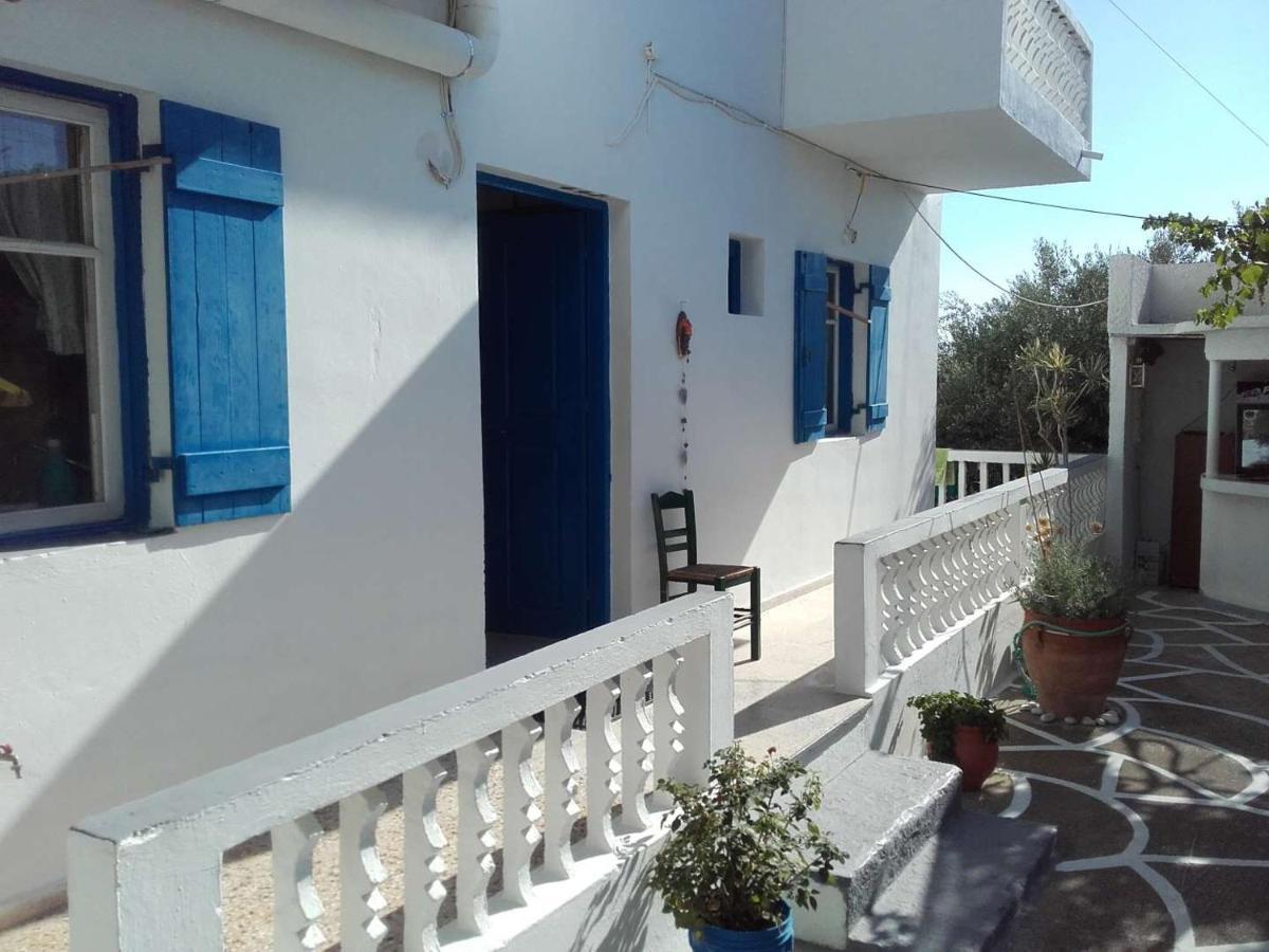 Nikos Apartments Lefkos  Buitenkant foto